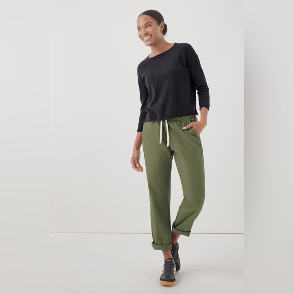 Pact Olive Green Cropped Pants